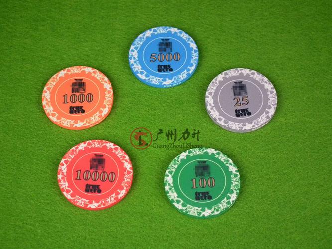 Lực lượng liên ngành tái kiểm tra bar Club 39 phát hiện ma túy.